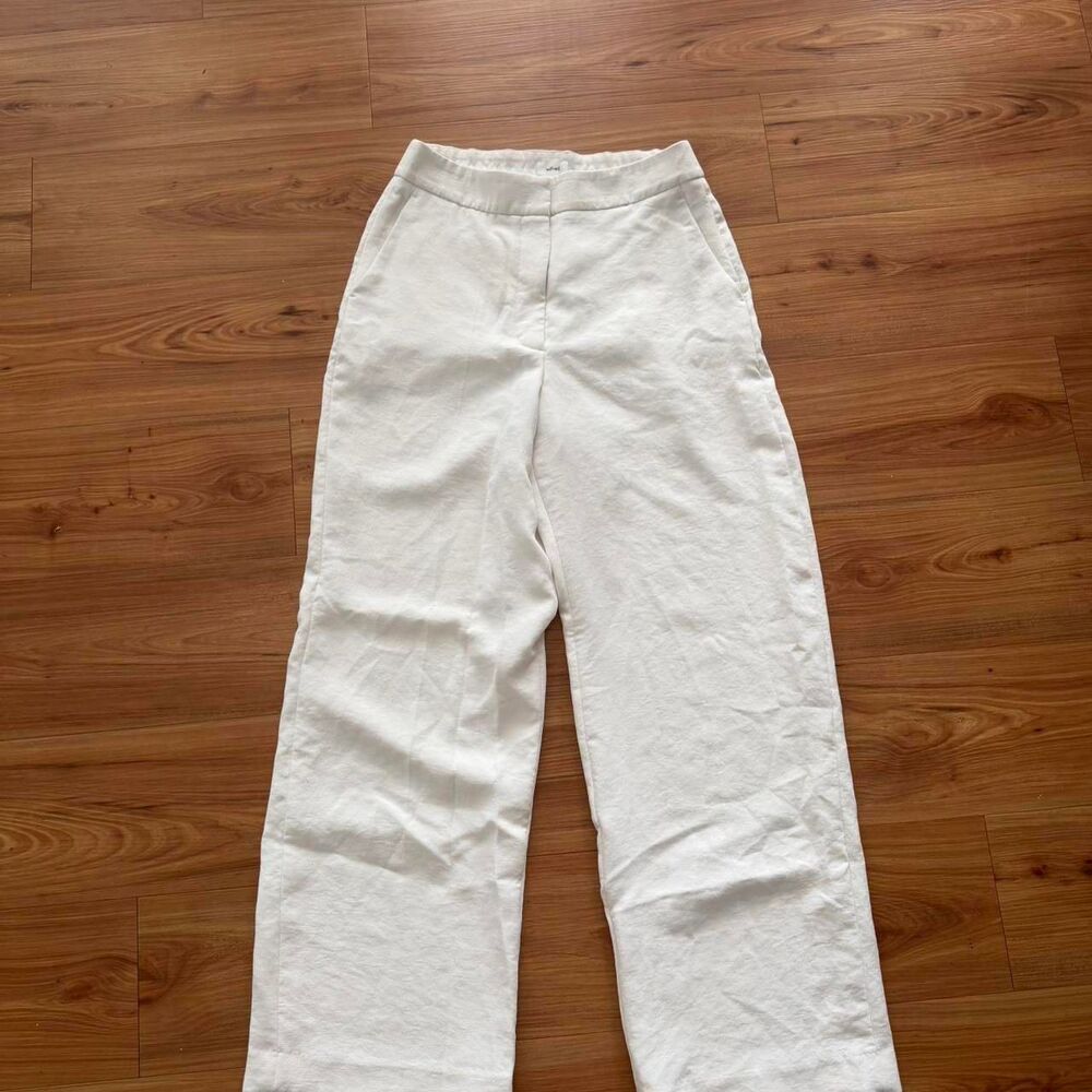 Aritzia Women's White Trousers